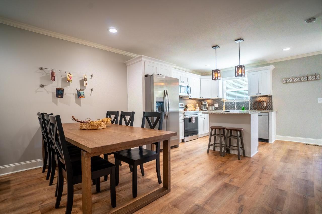Par-Tee Haus I- Game Room & Hot Tub-Walk To Helen Luaran gambar